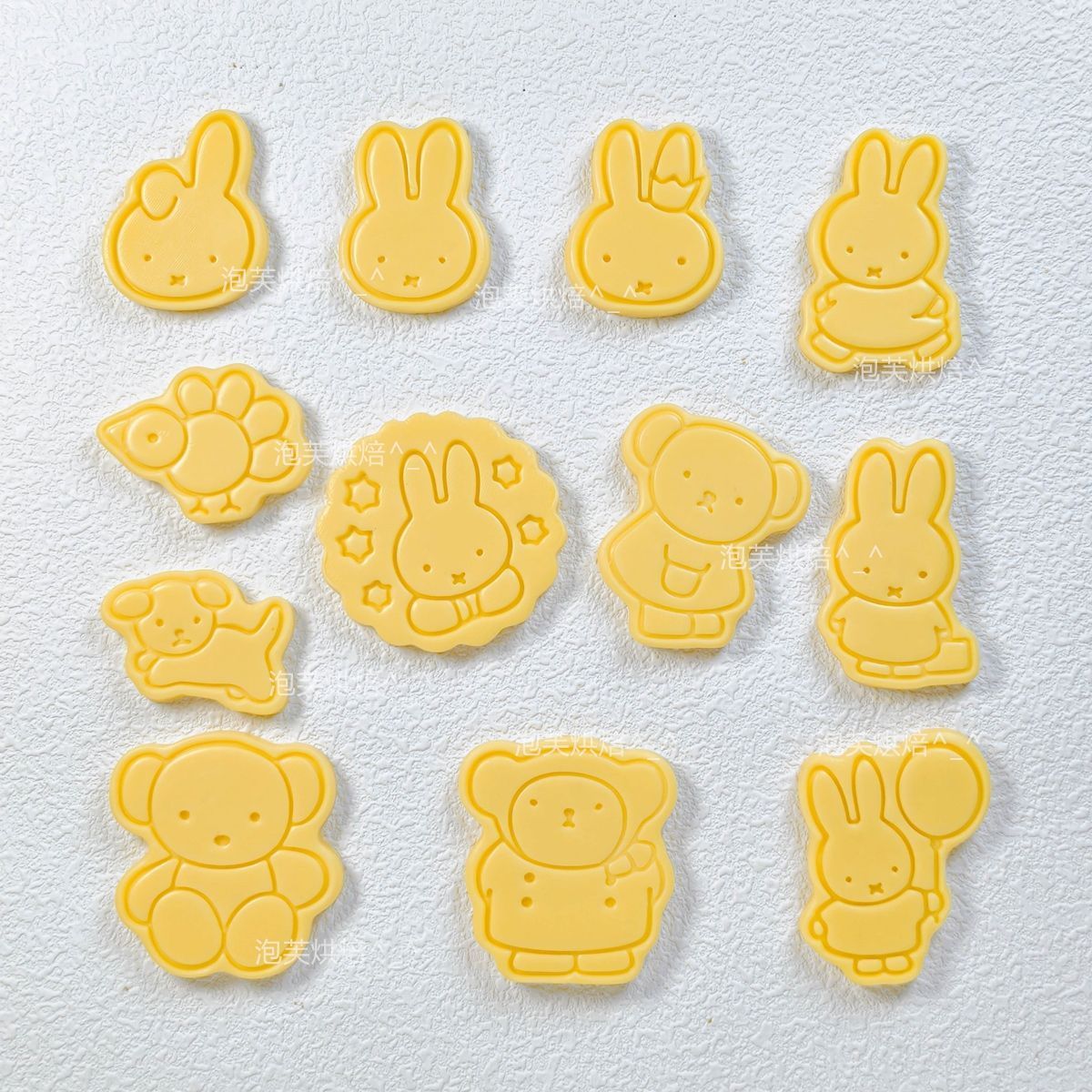 Cute 3D Press Cookie Mold with - Kitchen Baking Items recension och pris