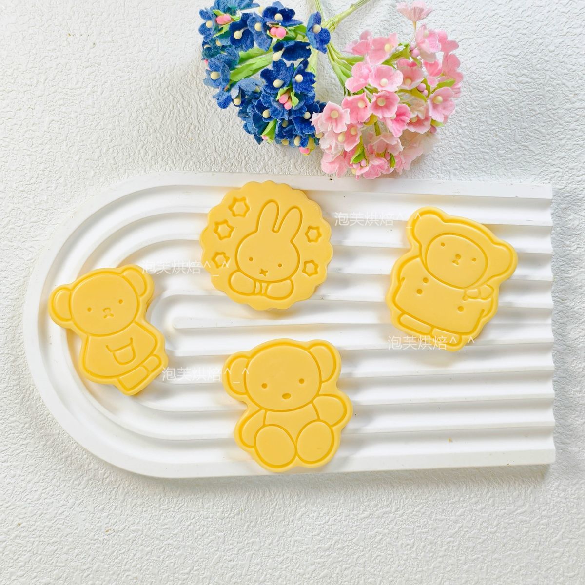 Cute 3D Press Cookie Mold with - Kitchen Baking Items recension och pris